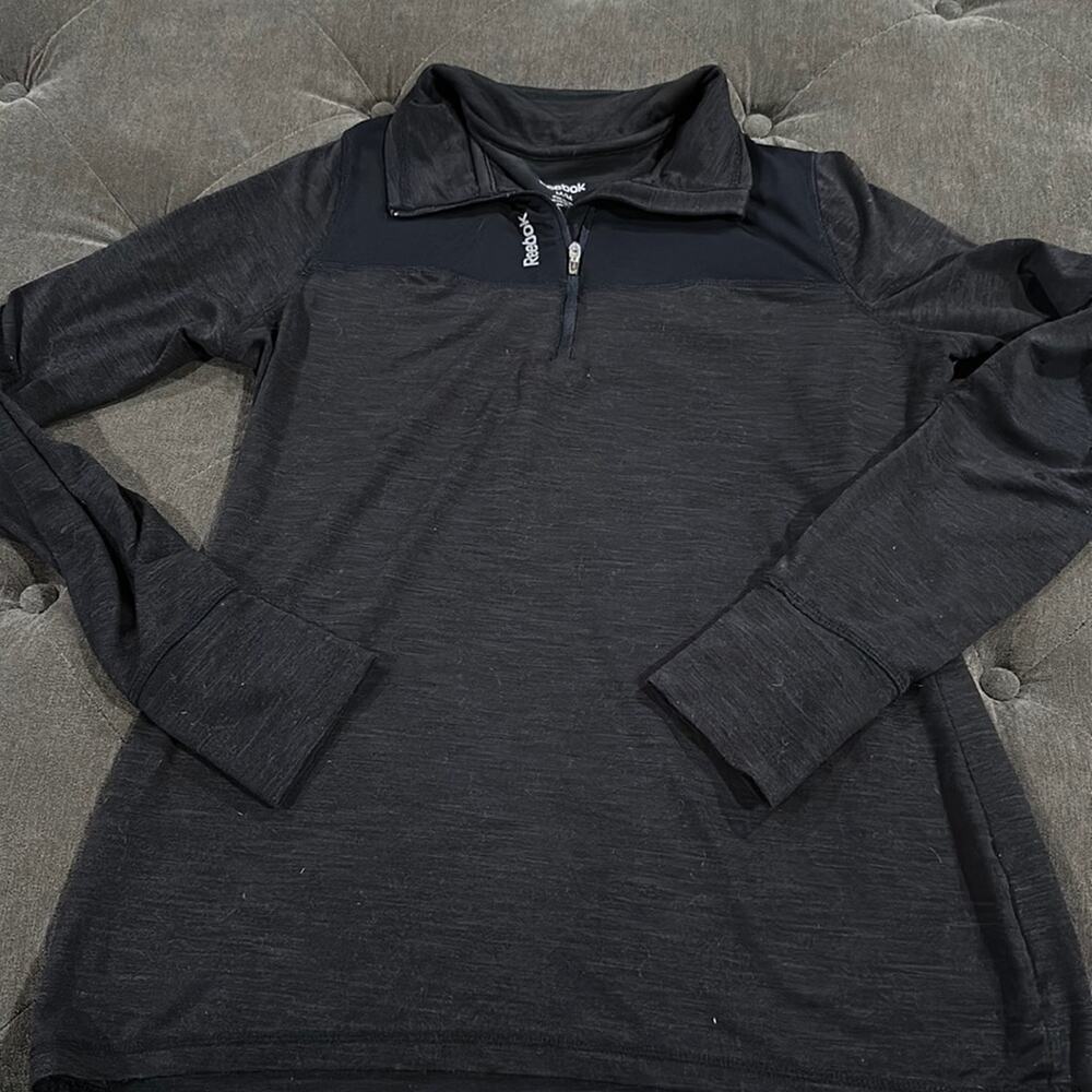 Reebok women’s black trainer jacket size medium
